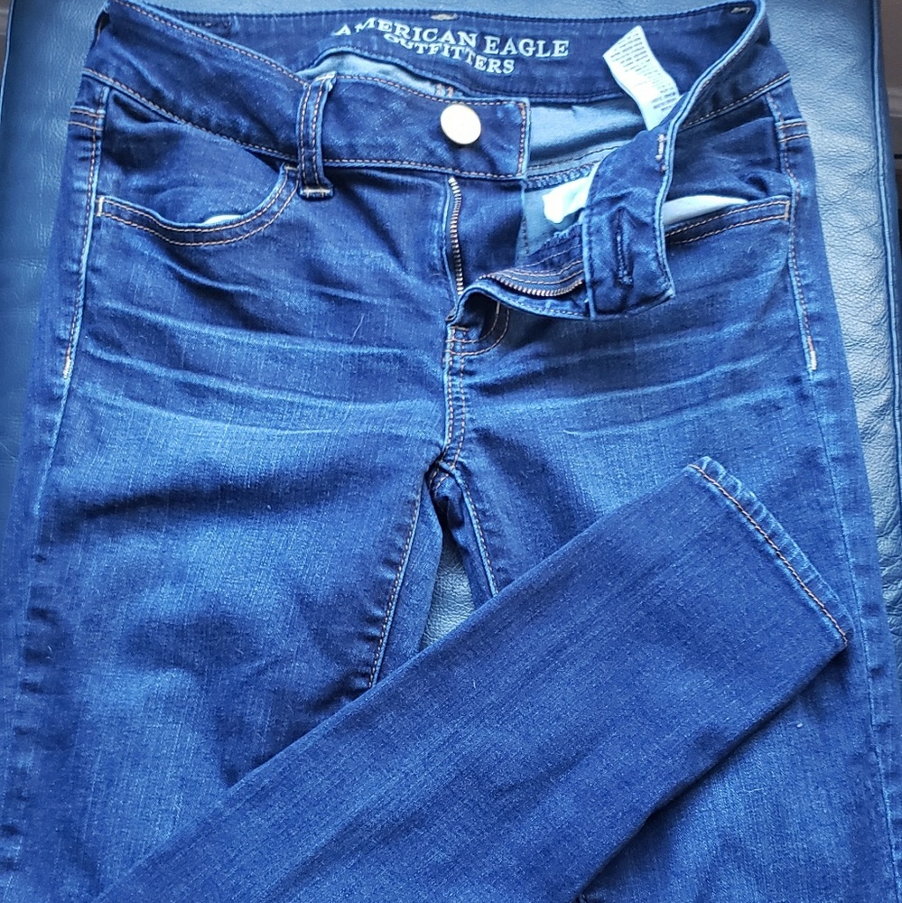 American Eagle skinny jeans